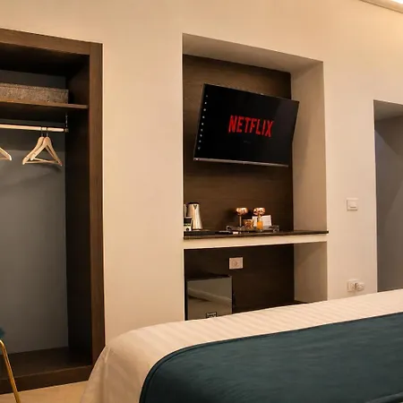 Aparthotel Museo Neapol