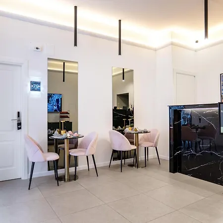 Hotiday Collection - Museo Nápoles