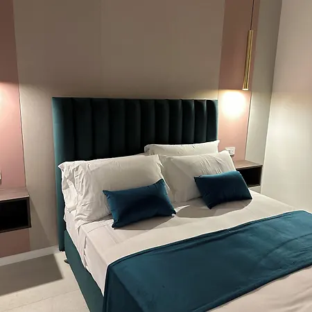 Hotiday Collection - Museo 4* Nápoles